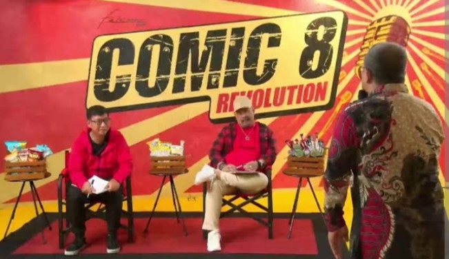 Komedian senior, Indro ramaikan Film.Comic 8 Revolution: Santet K4bin3t. [Int]